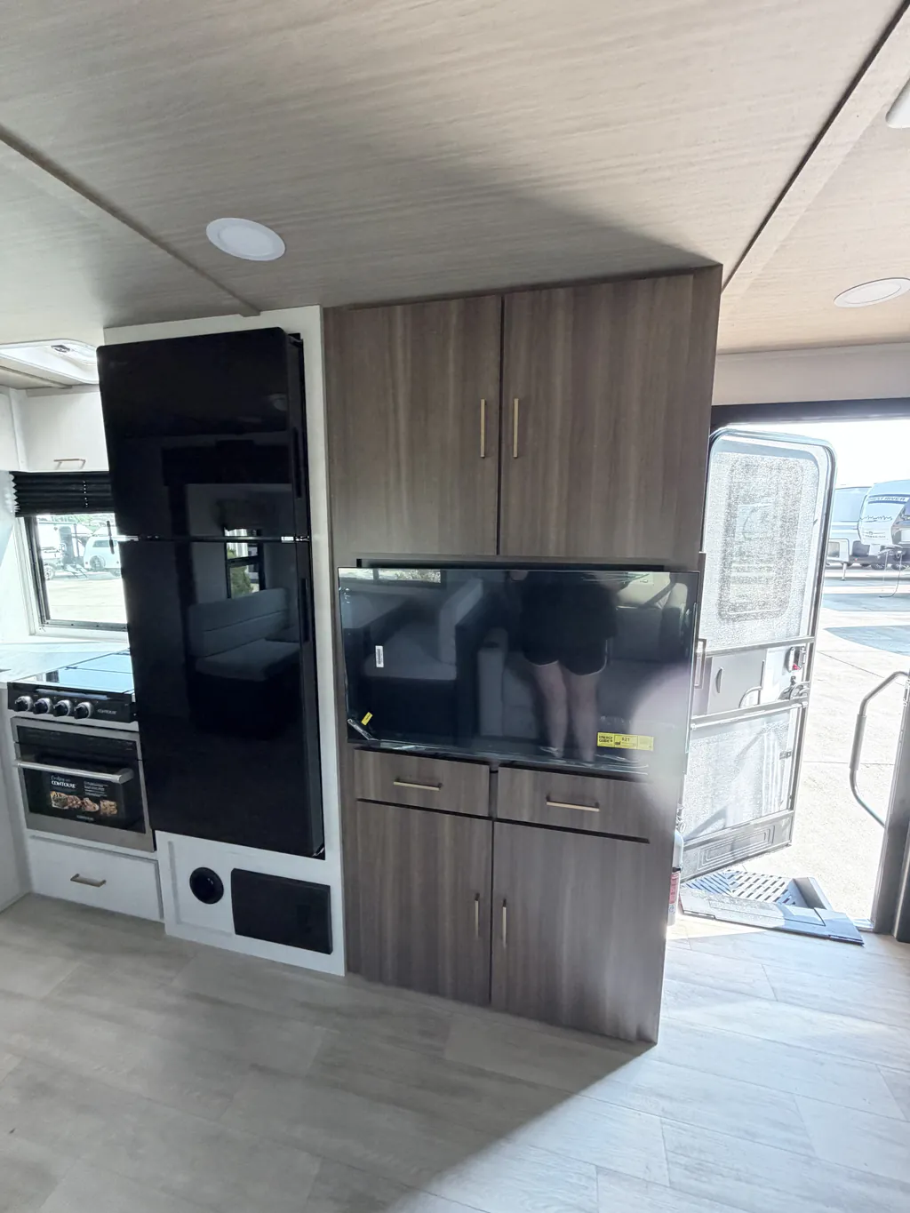 2027 Forest River Vibe 2900KB, Photos photo 13