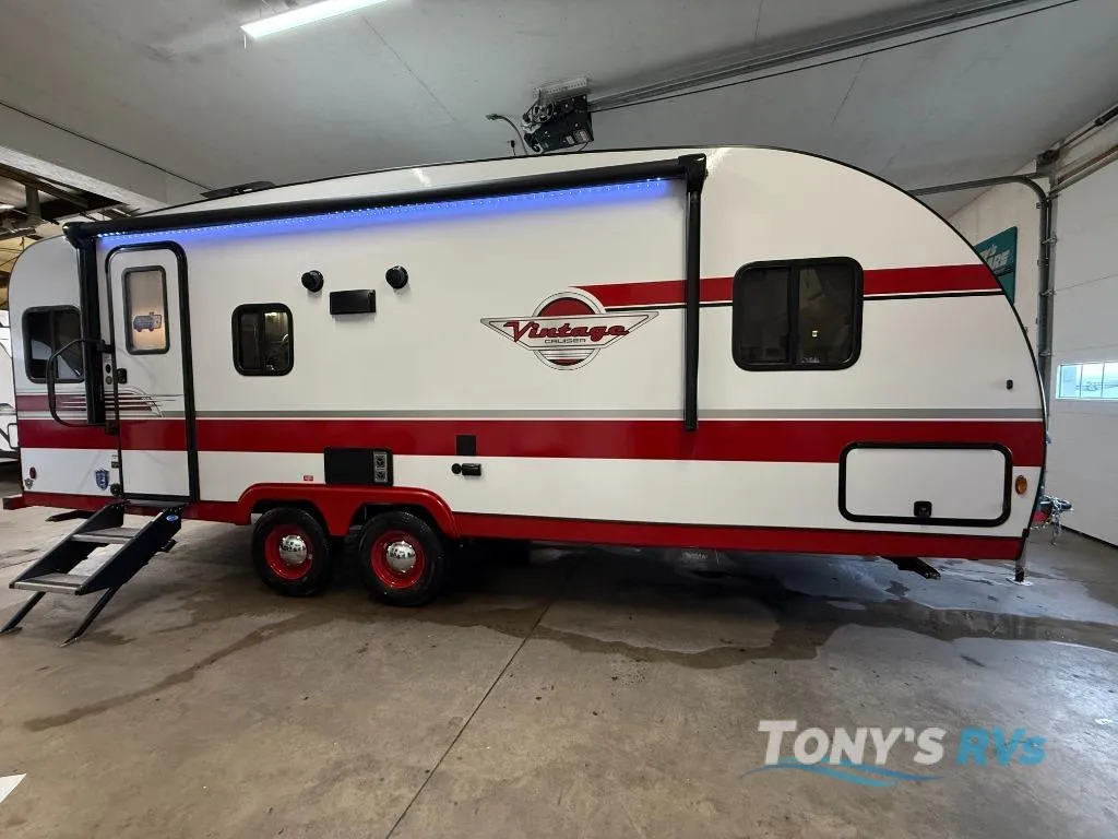 2026 Gulf Stream RV Vintage Cruiser 23TWS - Photo 2