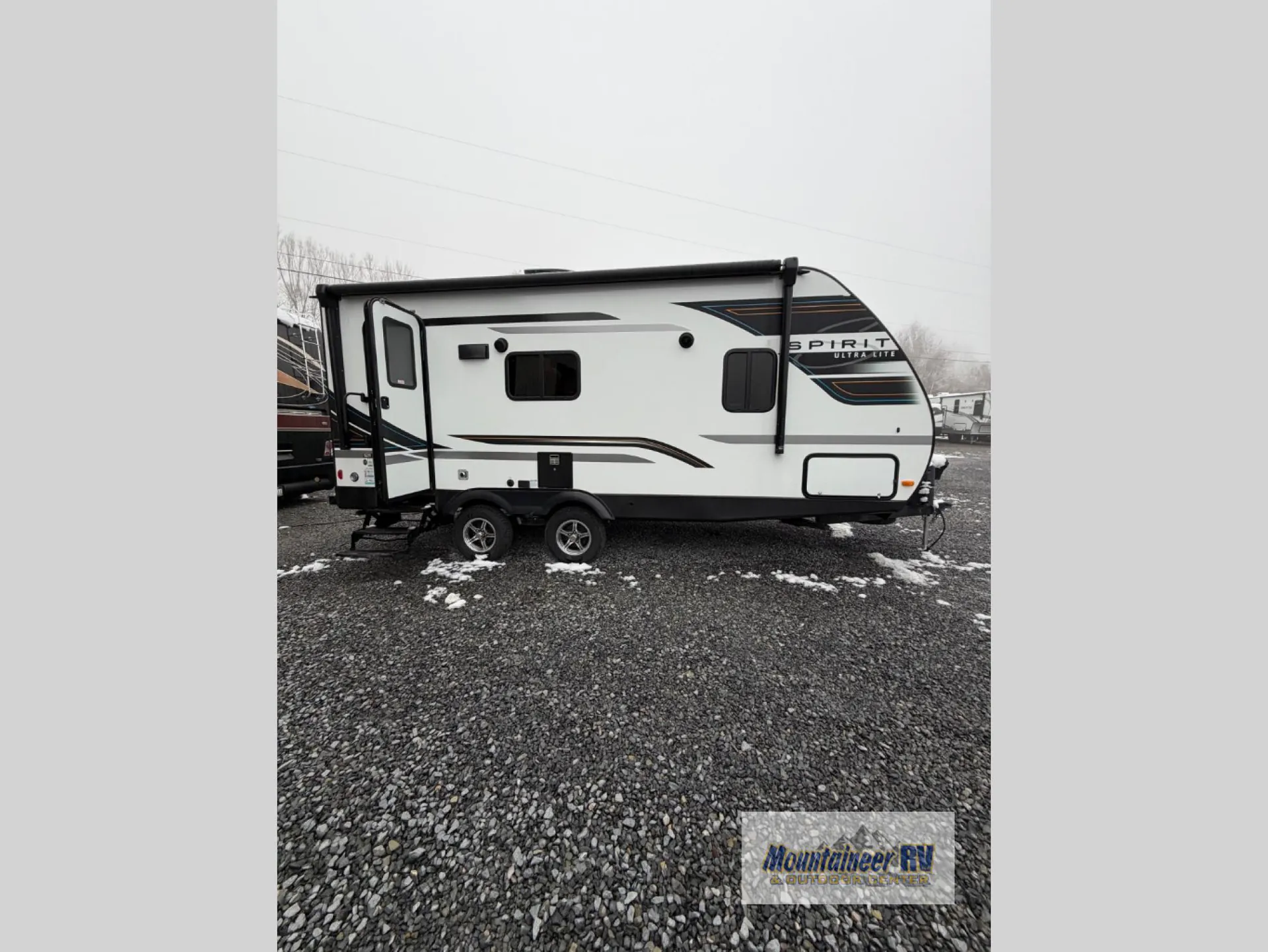 2021 Coachmen Northern Spirit 1943RB - Photo 2