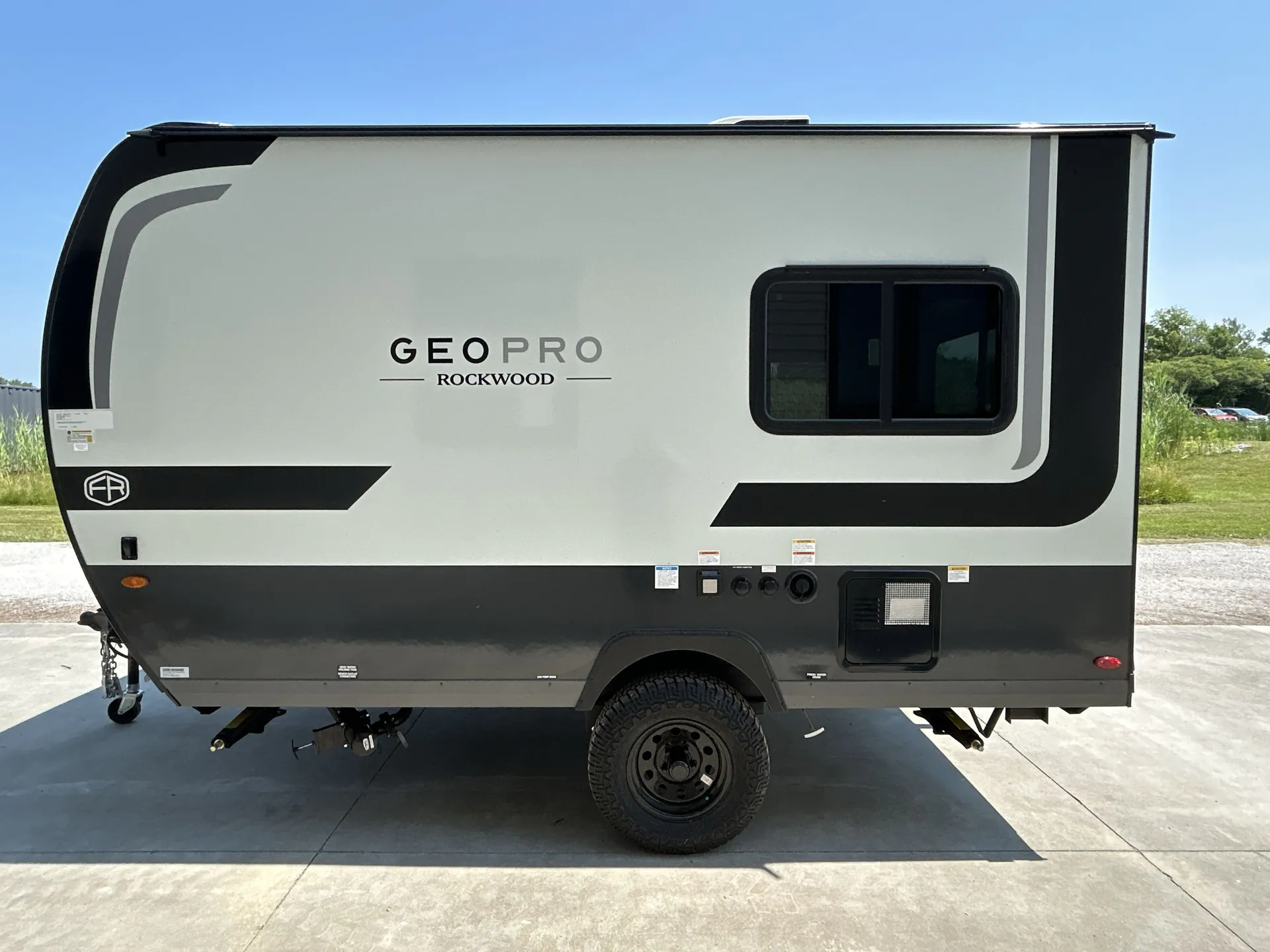 2027 Forest River Rockwood Geo Pro 15TB — off campside