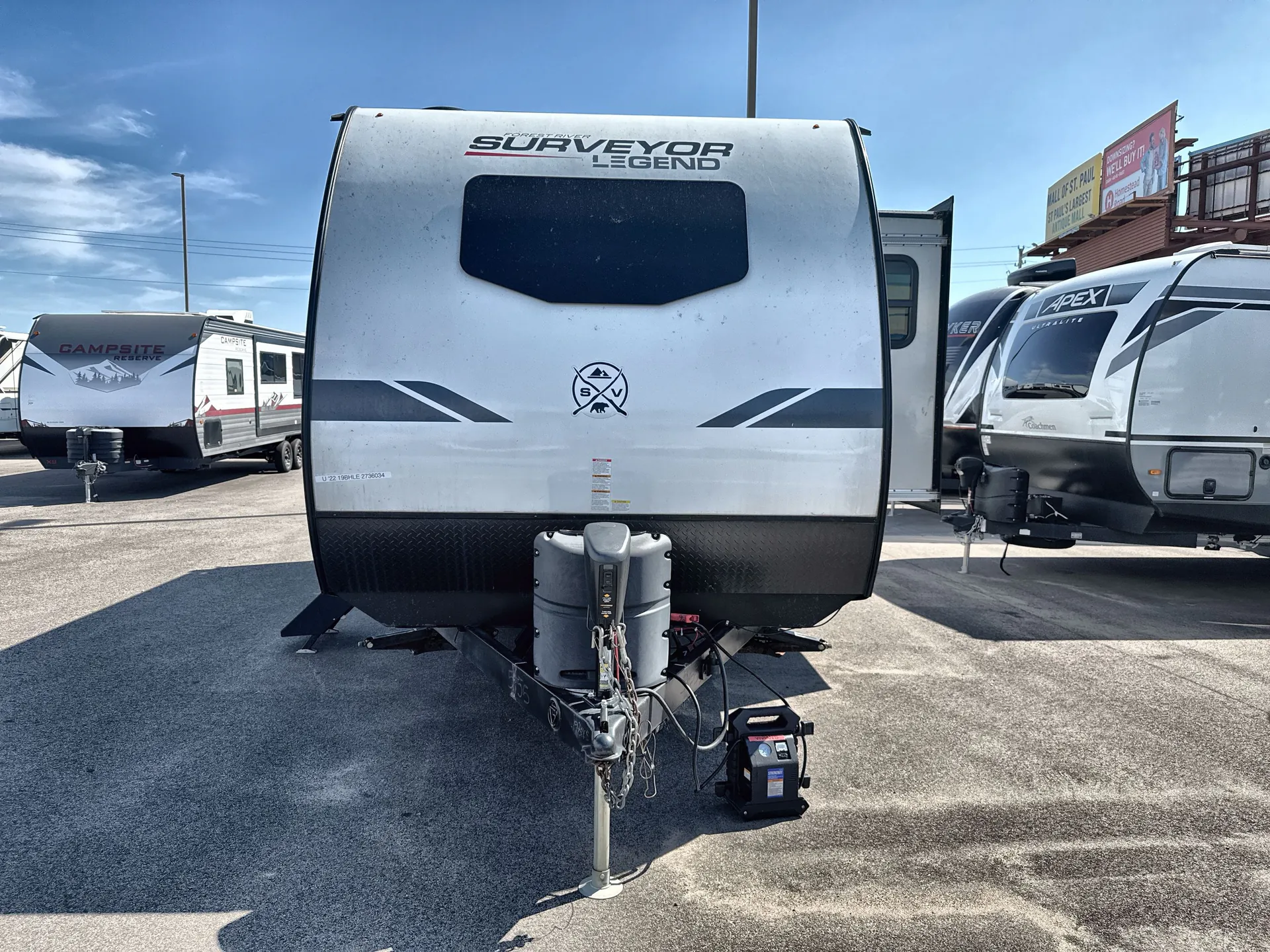 2022 Forest River Surveyor Legend 19BHLE — front