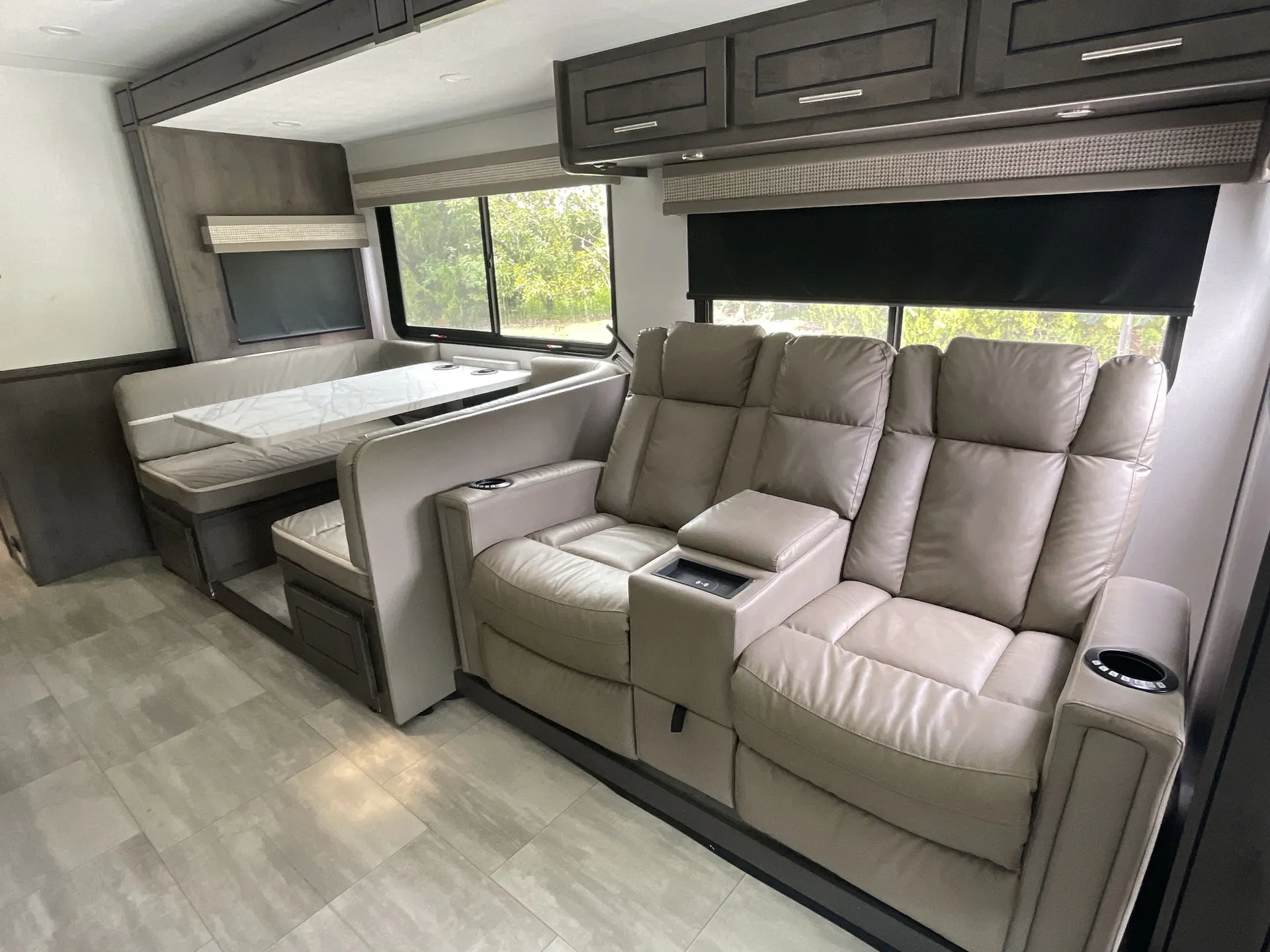 2024 Forest River Georgetown 3 Series GT3 32A3 — living area main