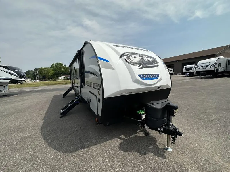 2019 Forest River Cherokee Alpha Wolf 26DBH-L - Photo 2