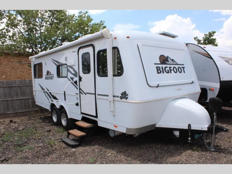 2025 Bigfoot Industries Bigfoot 2500 Series 25B25RQ - Main photo