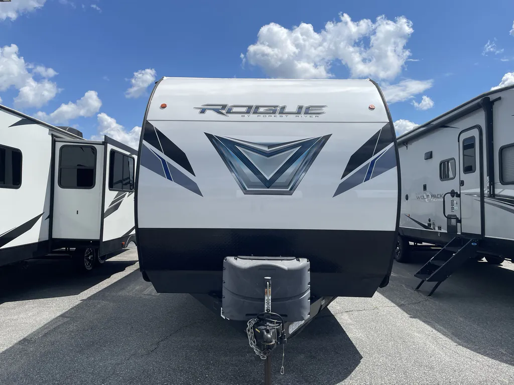 2021 Forest River Vengeance Rogue 26V, Photos photo 4