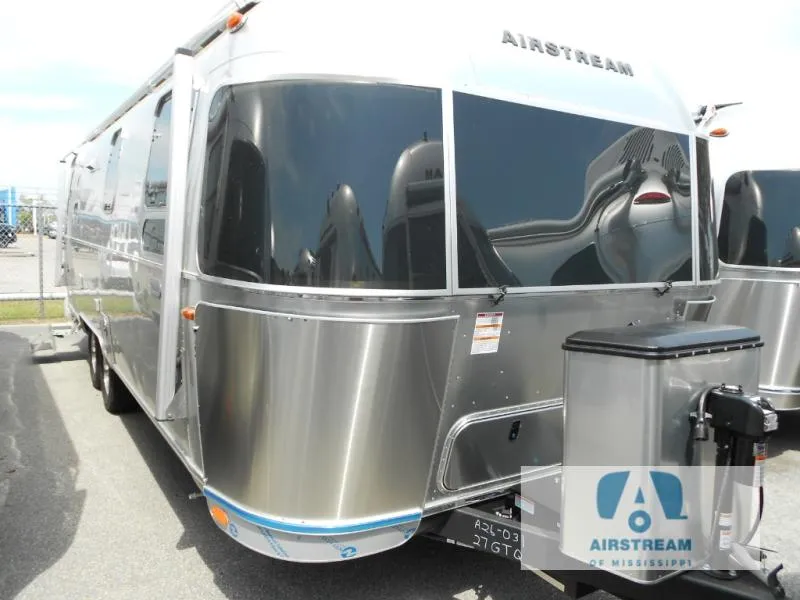 2026 Airstream Globetrotter 27FB - Photo 2