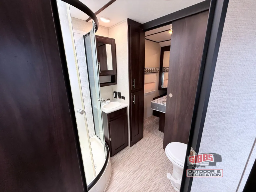 2020 Prime Time LaCrosse 3380IB, Photos photo 30