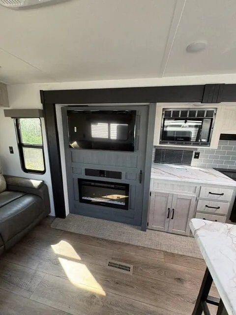 2027 Forest River Puma 290RL, Photos photo 10