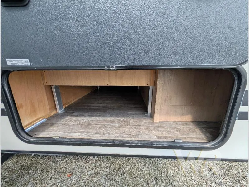 2020 Winnebago Micro Minnie 2106DS - Photo 3
