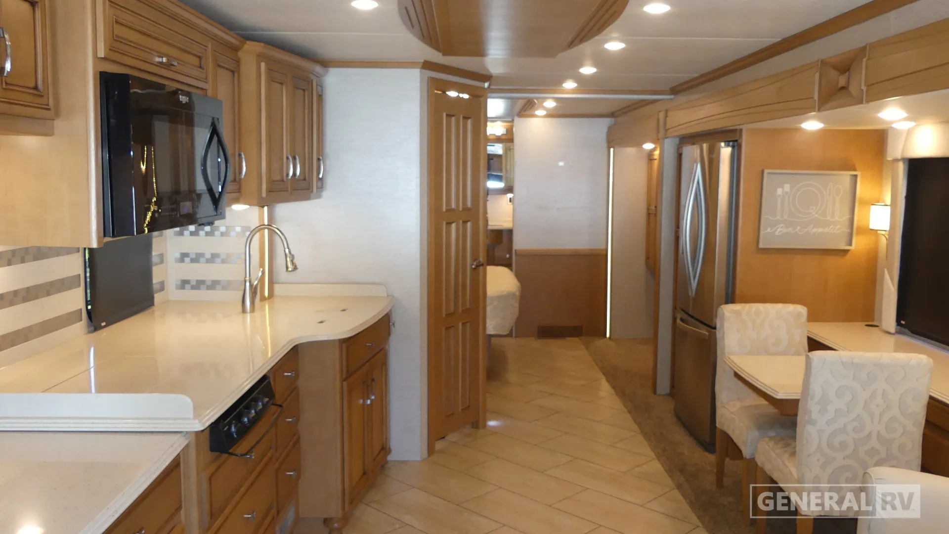 2018 Newmar Ventana LE 3709 - Photo 3