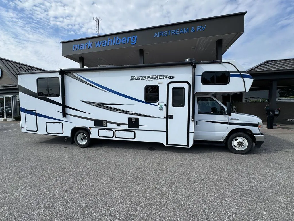 2022 Forest River Sunseeker 2850S LE - Photo 3