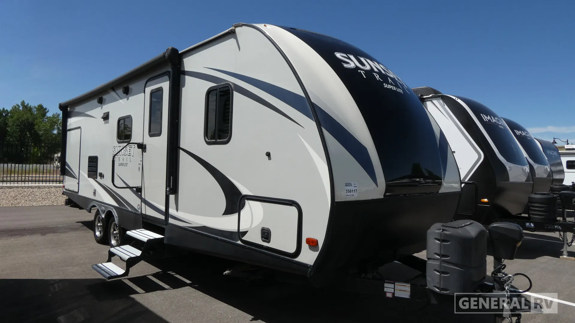 2018 Crossroads RV Sunset Trail Super Lite 254RB - Photo 2