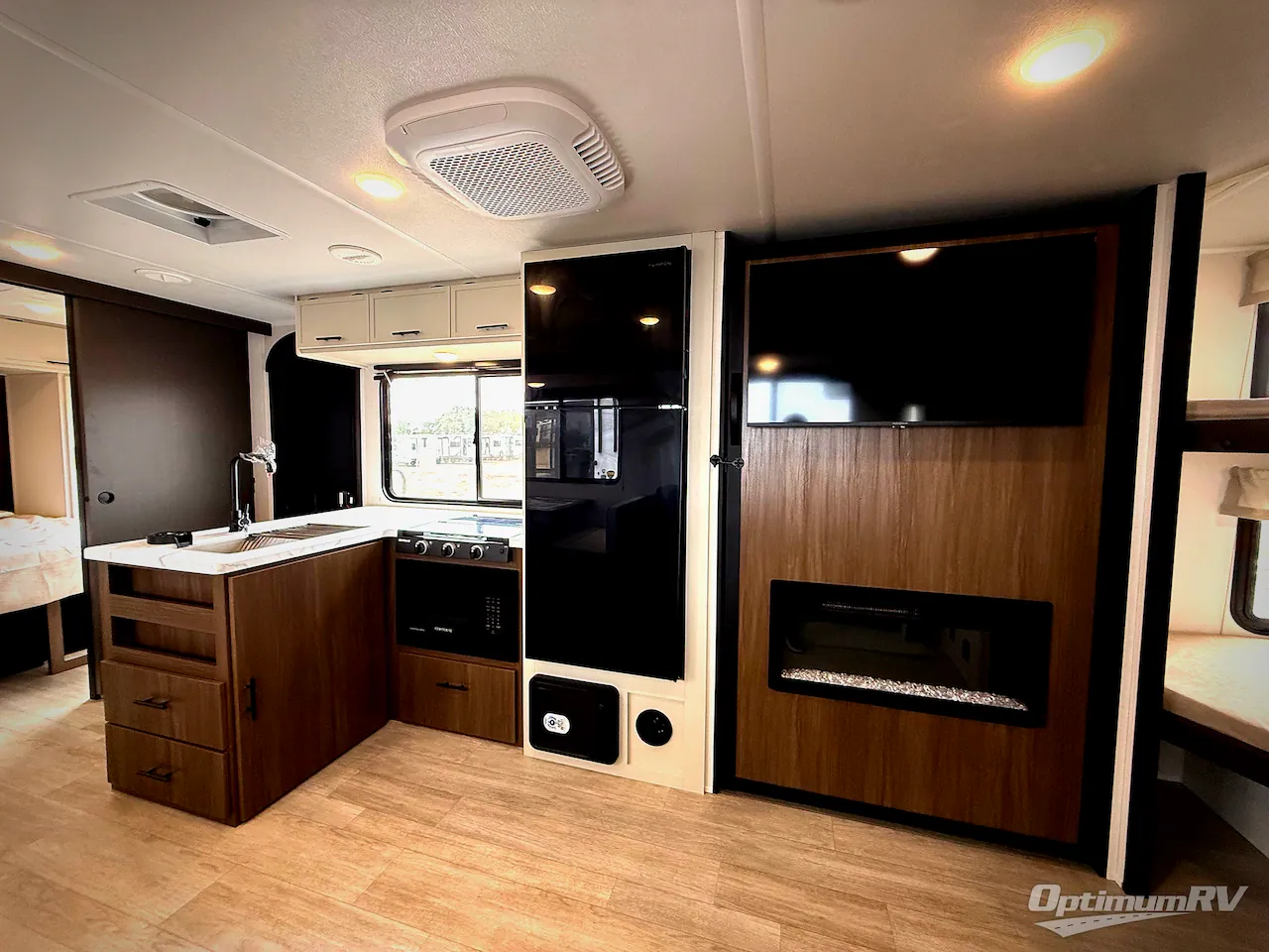 2027 Forest River Avenger 26DBS — Photo 7