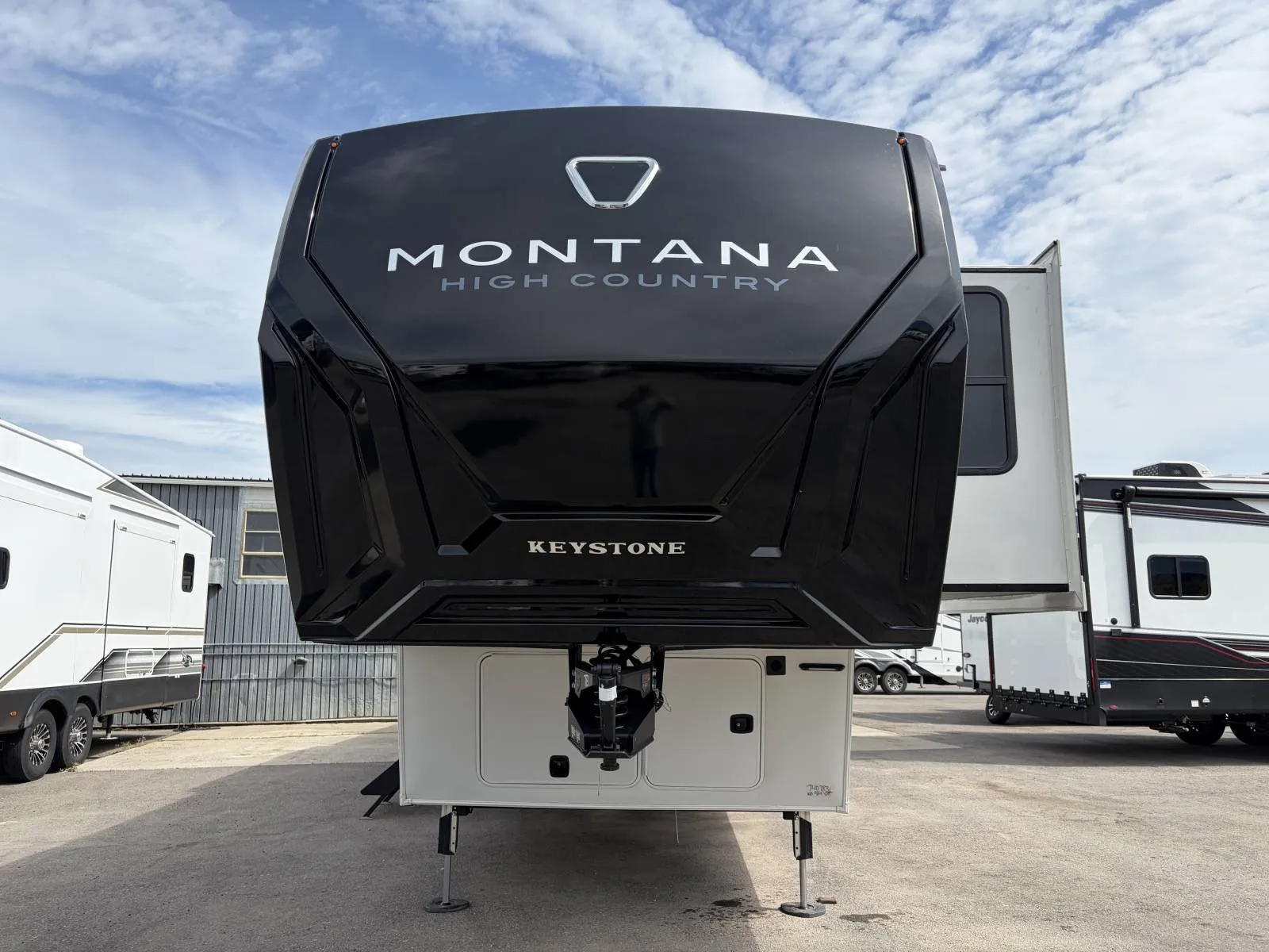 2026 Keystone Rv MONTANA HIGH COUNTRY 391TB - Photo 2