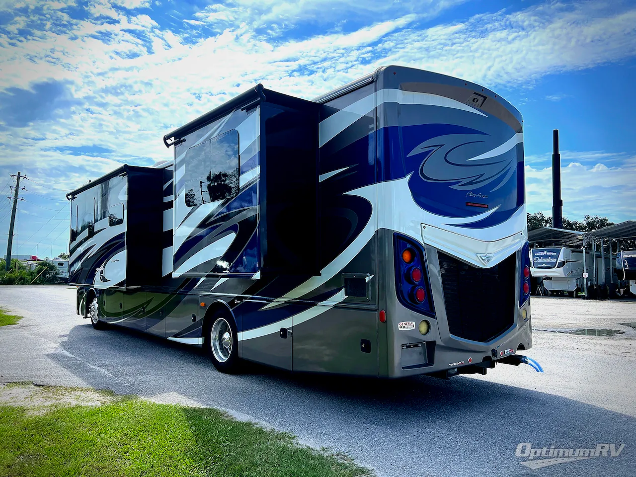 2017 Fleetwood Pace Arrow 35E - Photo 3