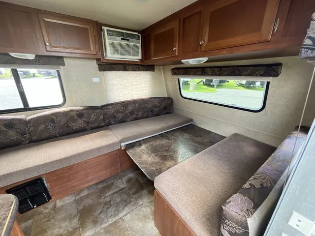 2014 Jayco Jay Flight Swift SLX 184BH - Photo 3