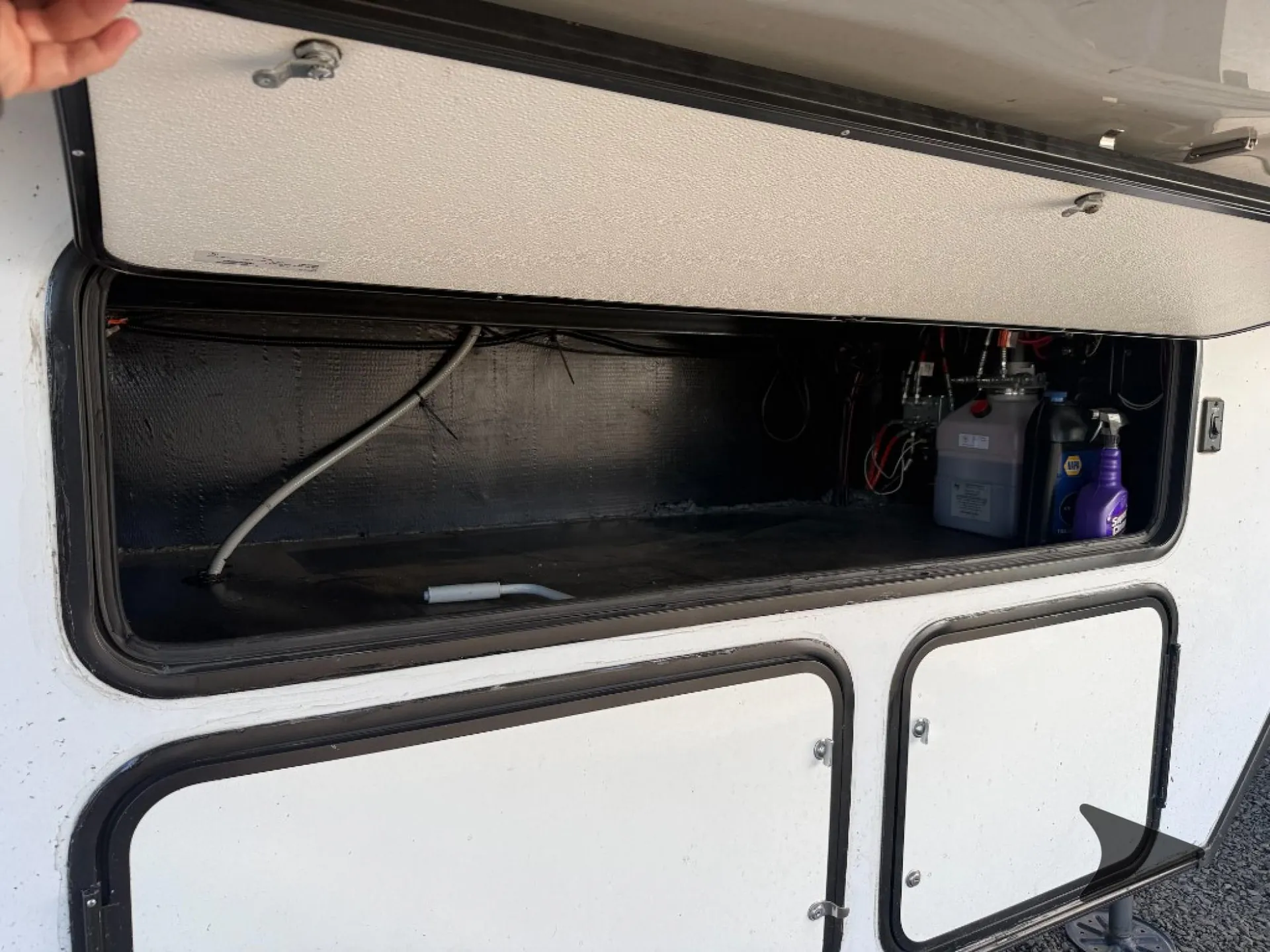 2021 Alliance RV Valor 40V13 - Photo 4
