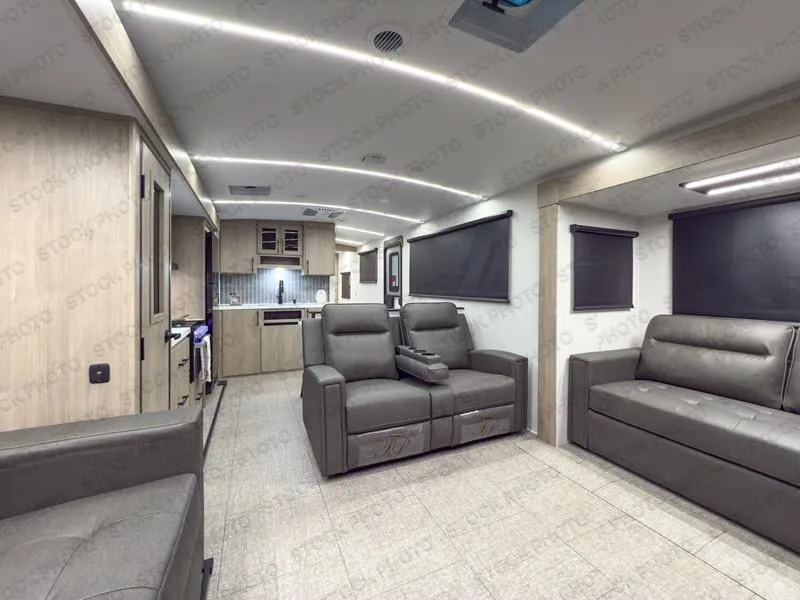 2026 Grand Design Imagine 3100RD - Photo 4