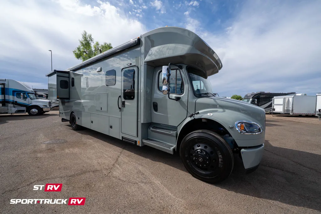 2026 Renegade RV Verona 36VSB - Photo 2