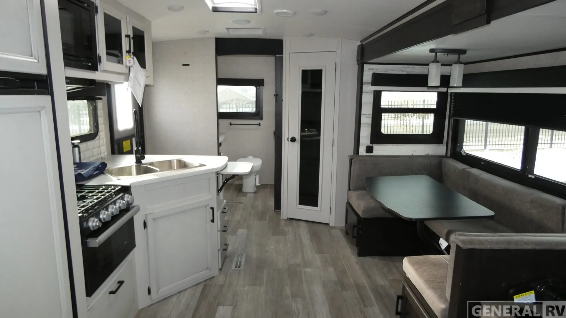 2022 Jayco White Hawk 27RB - Photo 3