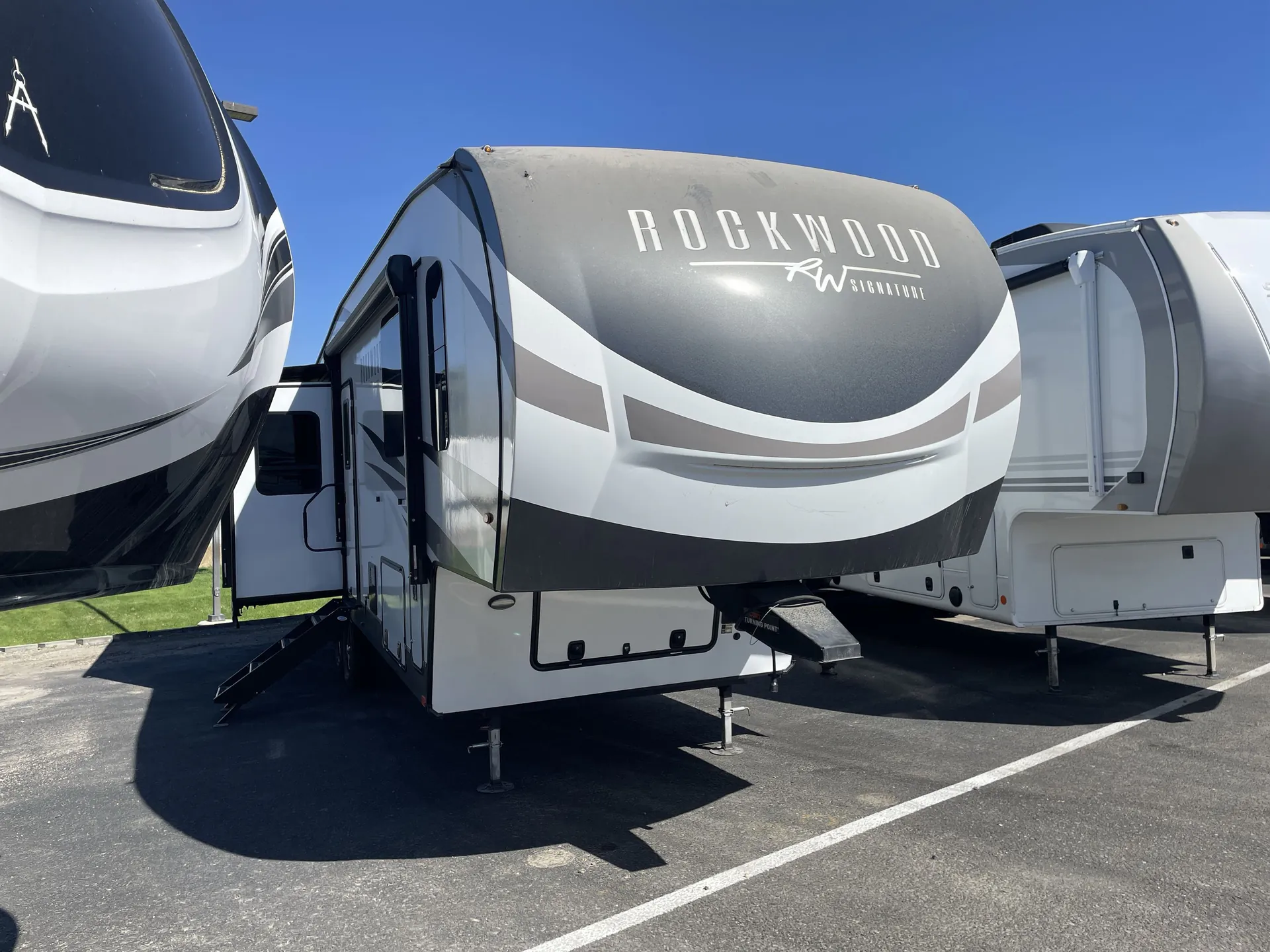 2023 Forest River Rockwood Signature 2893BS - Photo 2