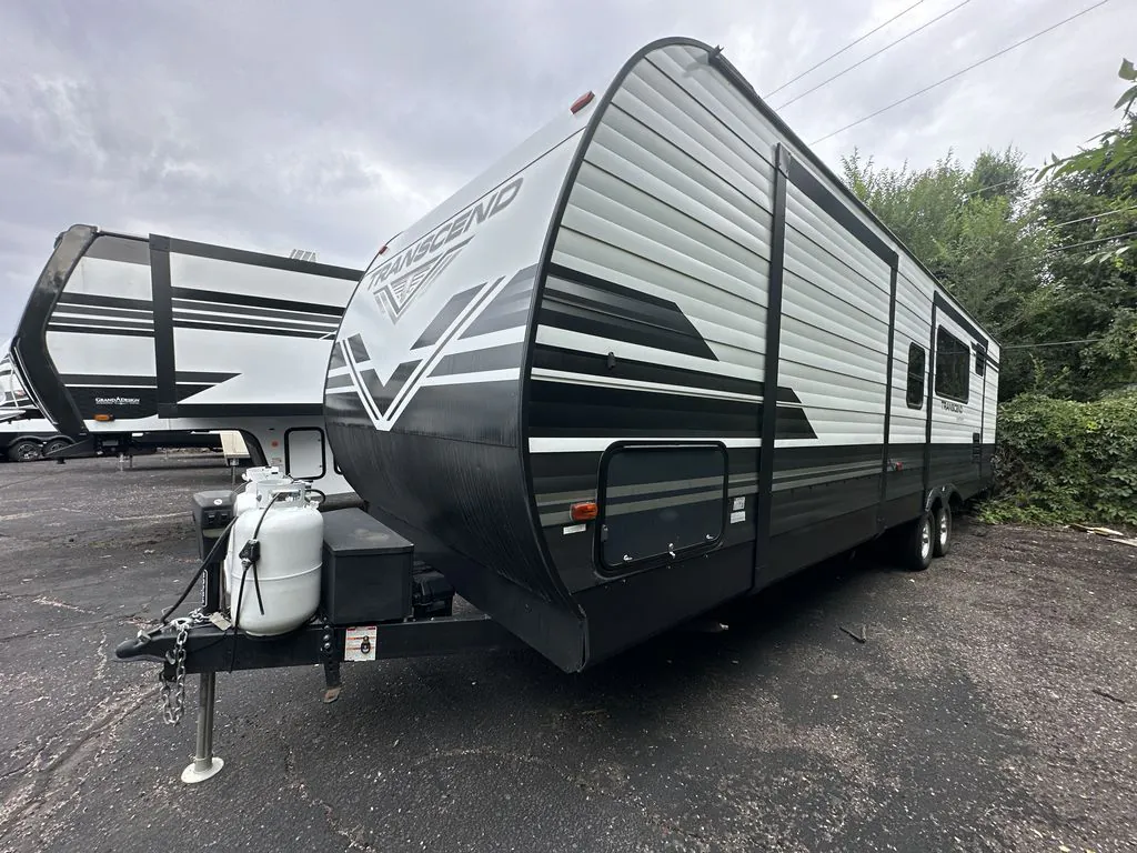 2021 Grand Design Transcend 30RBS - Photo 4