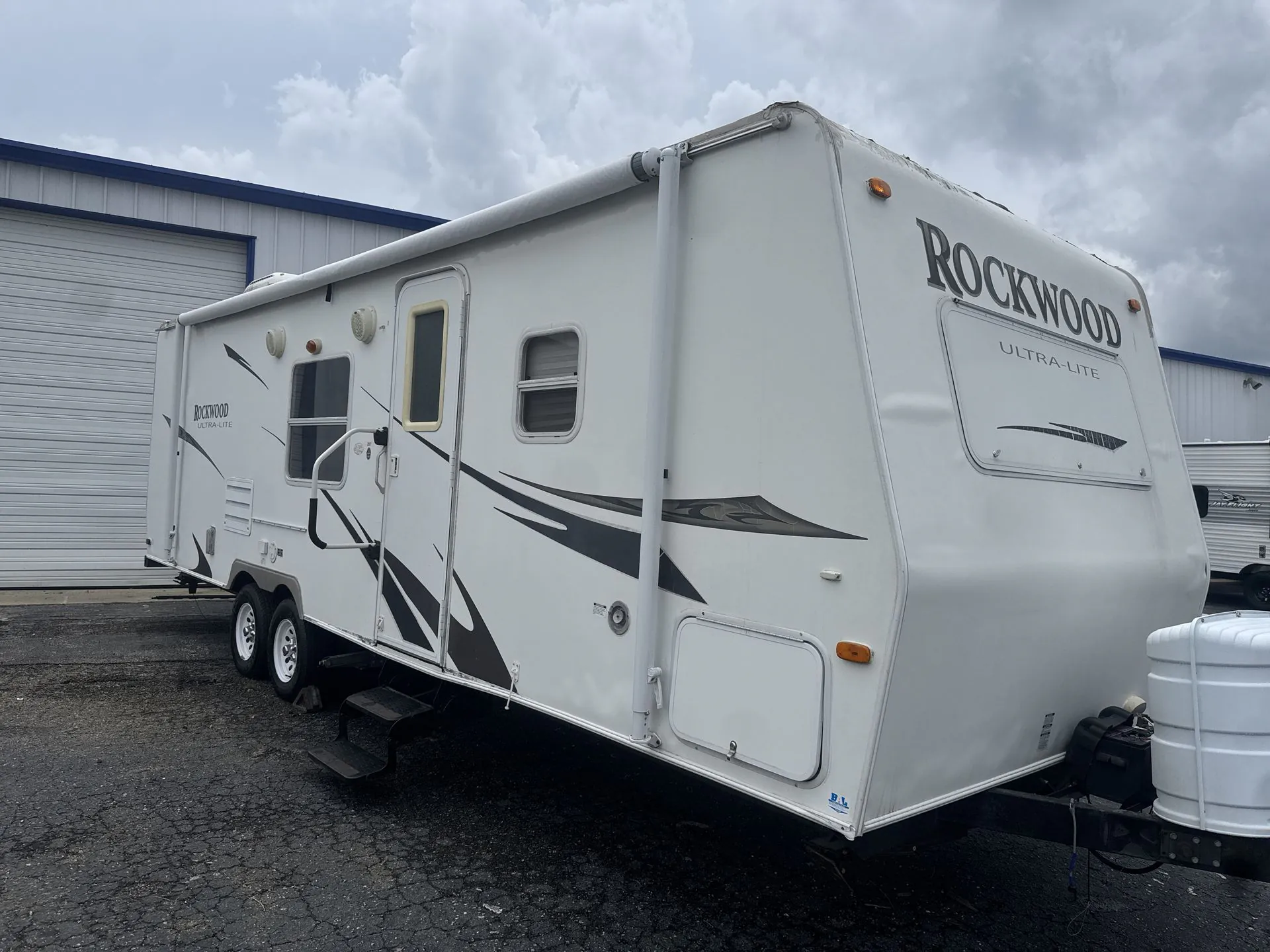 2009 Forest River Rockwood Ultra Lite 2607 - Photo 2