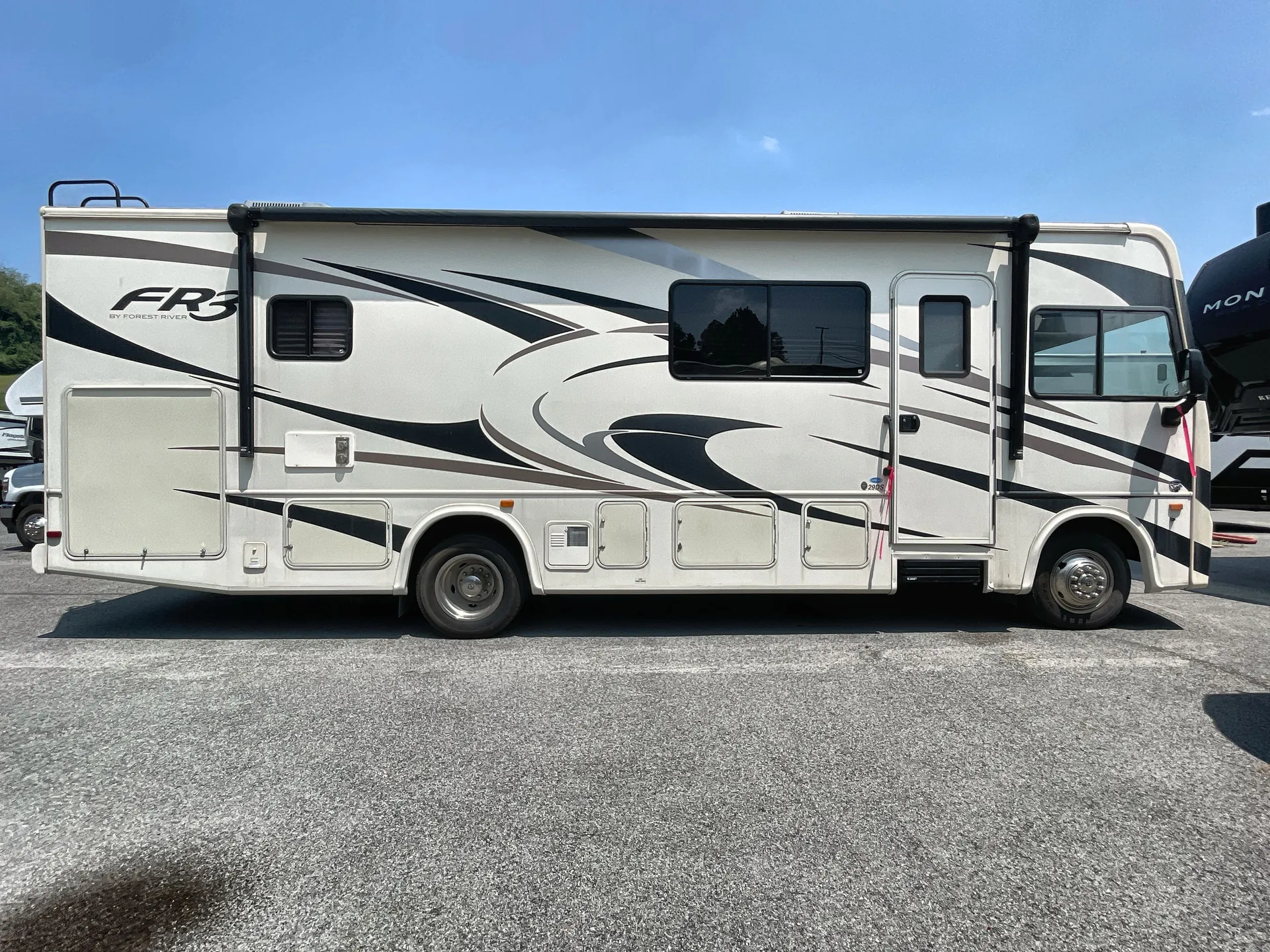 2017 Forest River Fr3 29DS - Photo 2