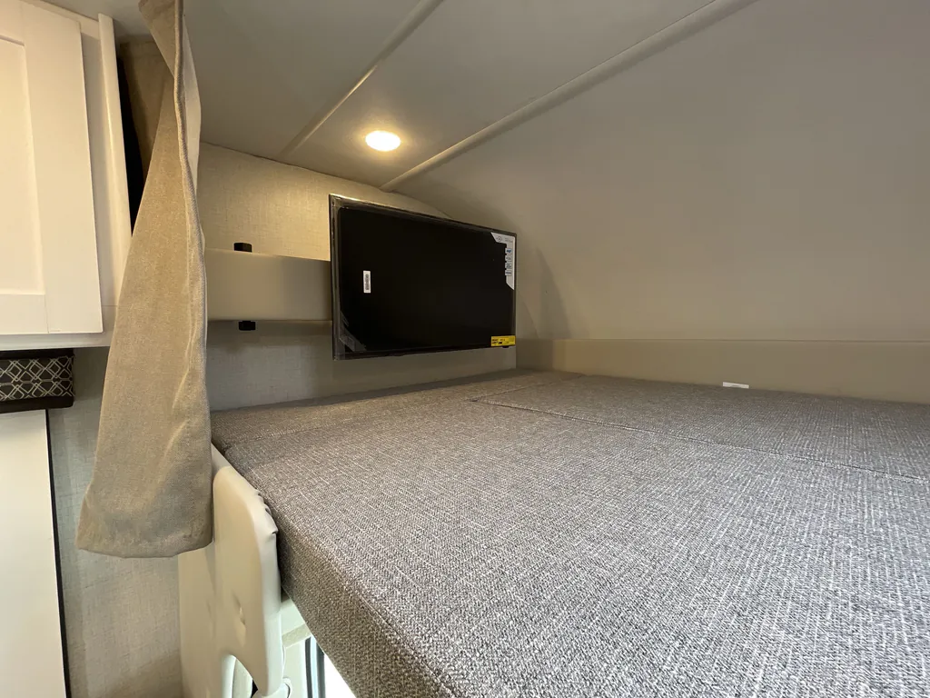 2026 Thor Motor Coach Freedom Elite 28HZ, Photos photo 14