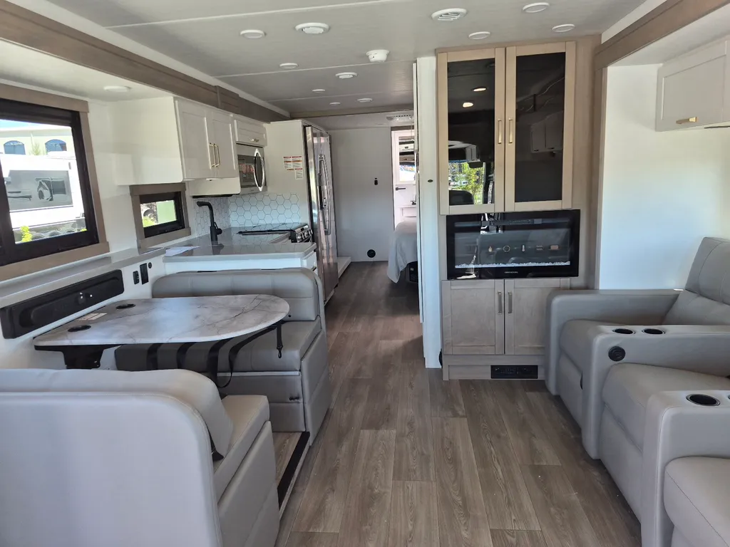 2027 Entegra Coach Vision XL 36C, Photos photo 7