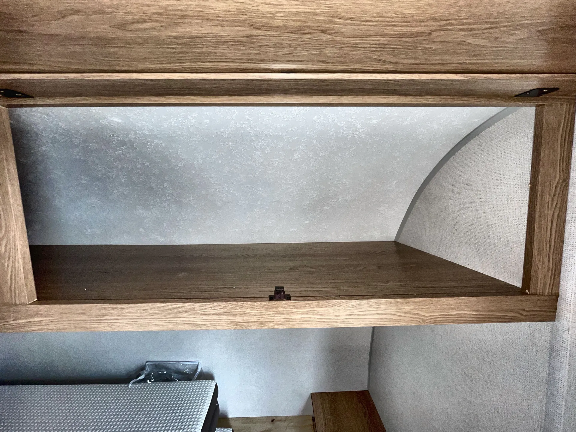 2023 Prime Time Avenger 16RD — living area main