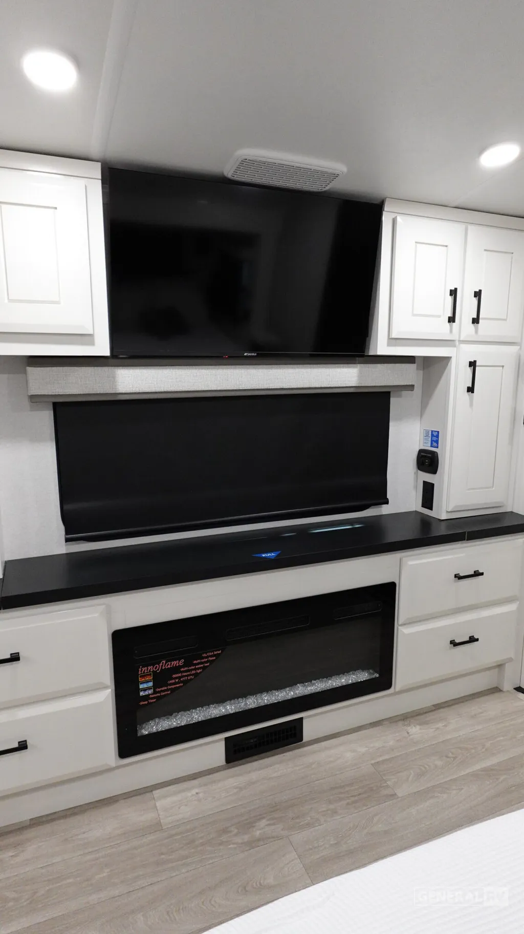 2027 Jayco Pinnacle 36FBTS, Photos photo 23