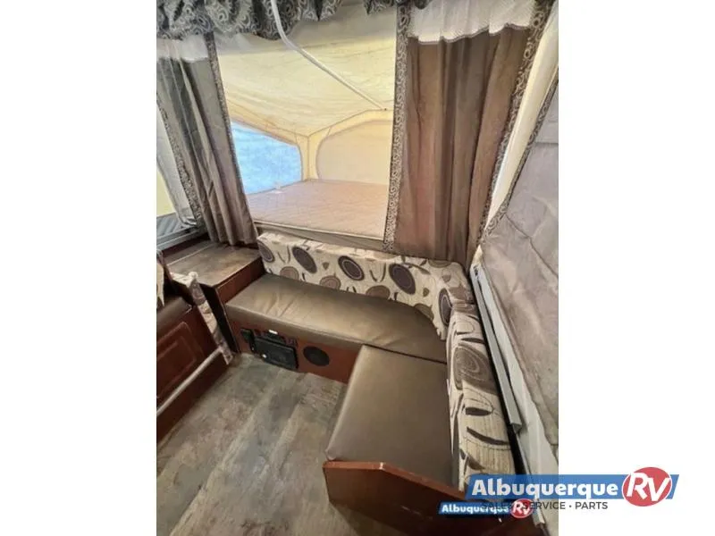 2014 Forest River RV Rockwood Premier 2514G - Photo 3