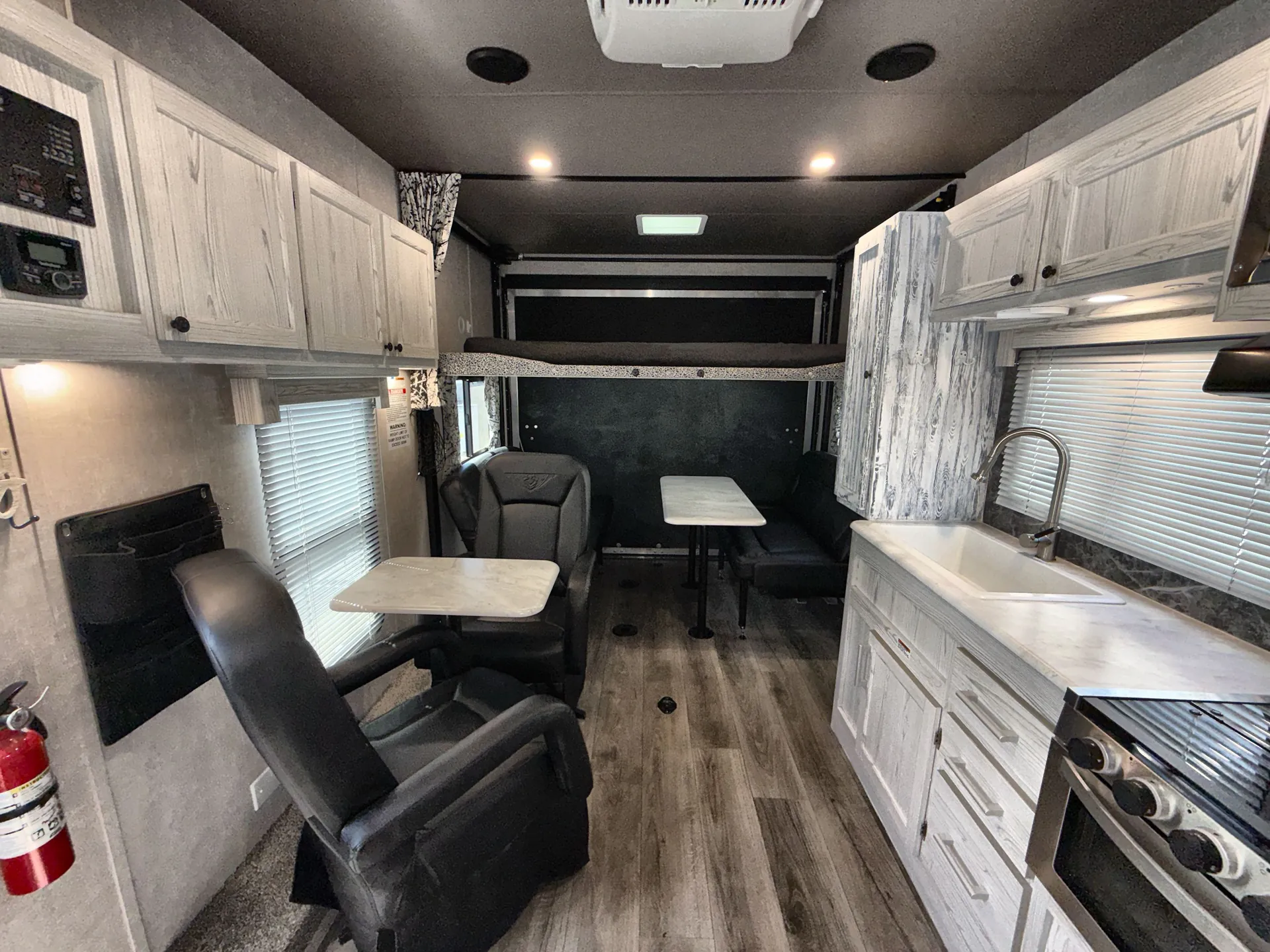 2023 eclipse rv Attitude Limited 19FBG-LE - Photo 3
