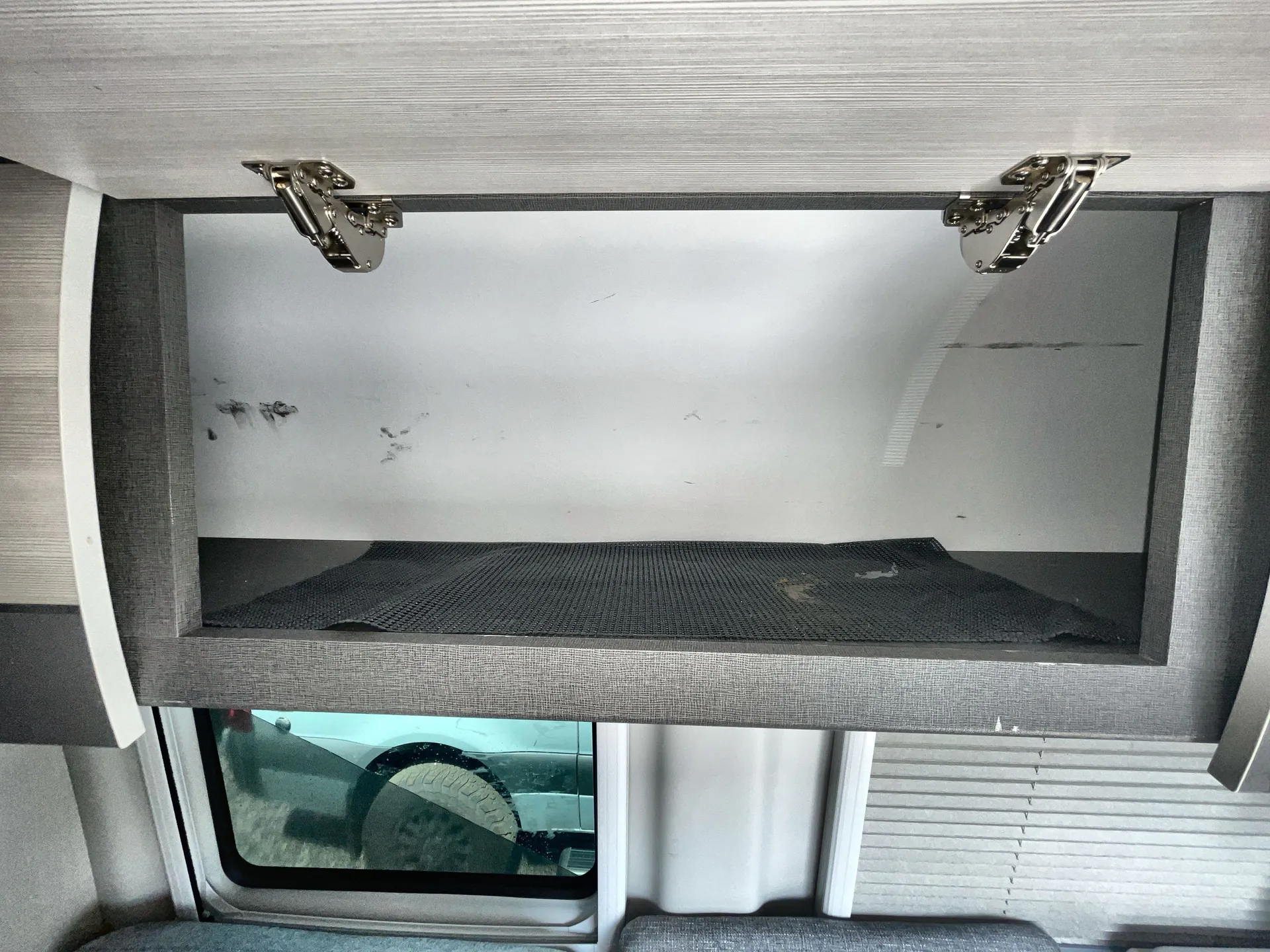 2025 Thor Motor Coach Sanctuary 19A — living area main