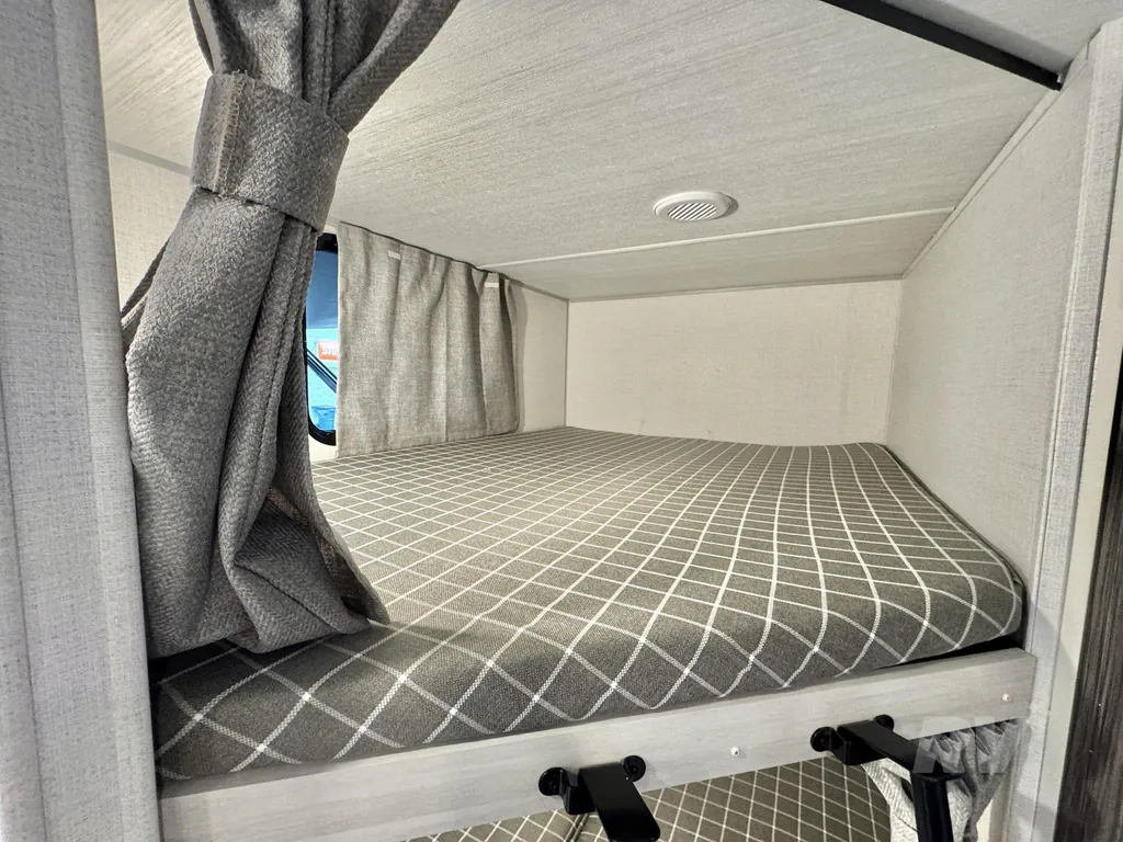 2027 FOREST RIVER R-POD UNMAPPED 26BH, Photos photo 4