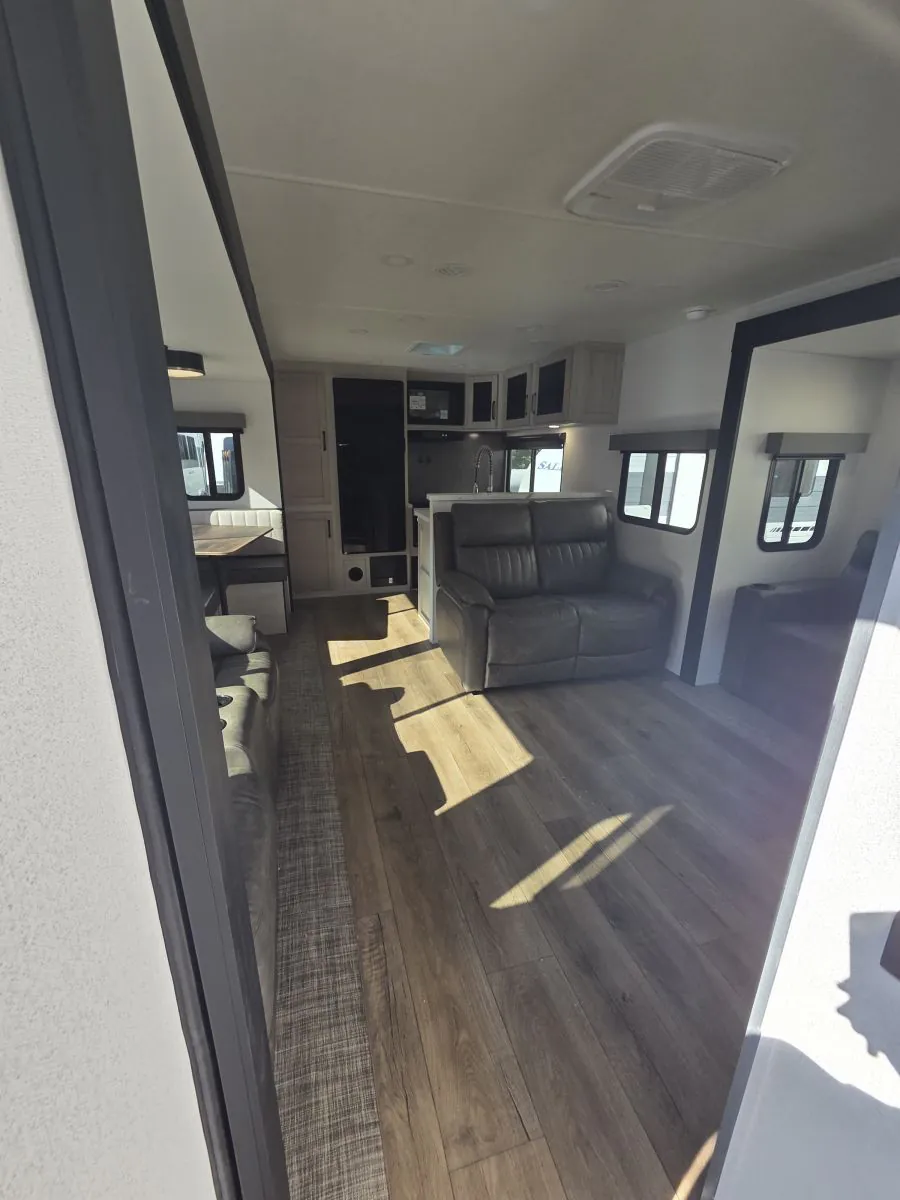 2027 Forest River Solaire 3060RKTS, Photos photo 20