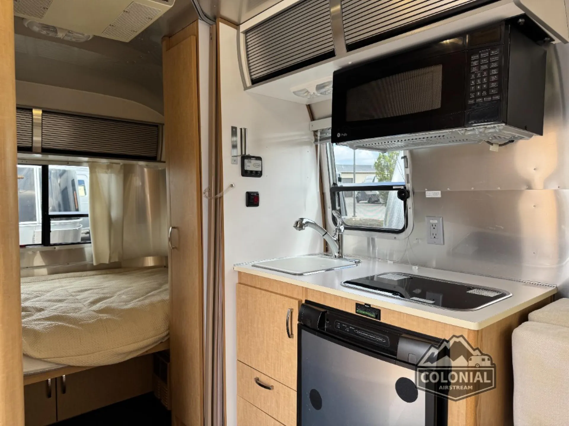 2013 Airstream Sport 16 - Photo 3