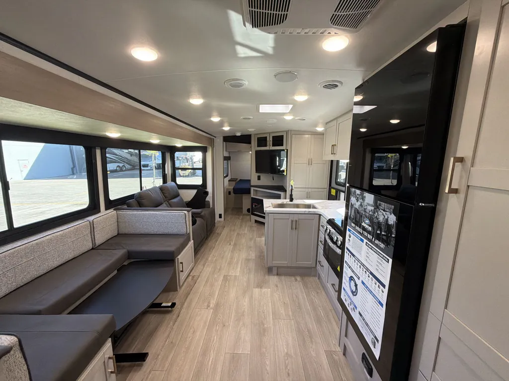 2027 Jayco Jay Feather 29BHB, Photos photo 14