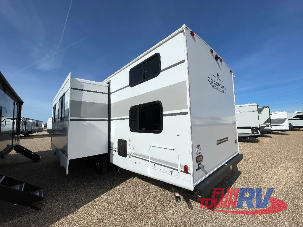 2026 Coachmen Freedom Express Select 29SE, Photos photo 4