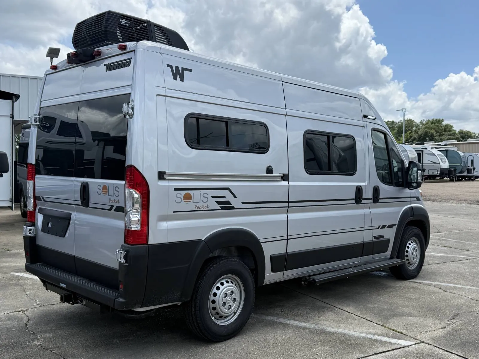 2027 Winnebago Solis Pocket 36A - Photo 4