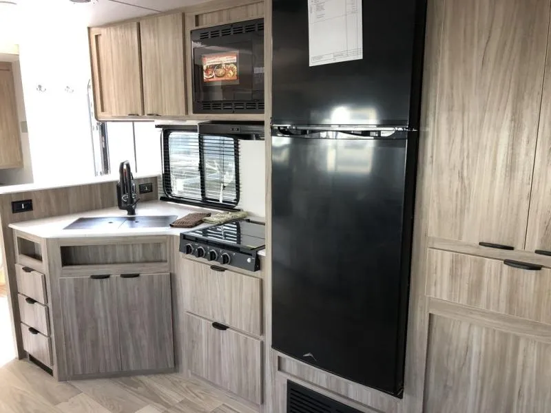 2025 Winnebago Access 30BH - Photo 3