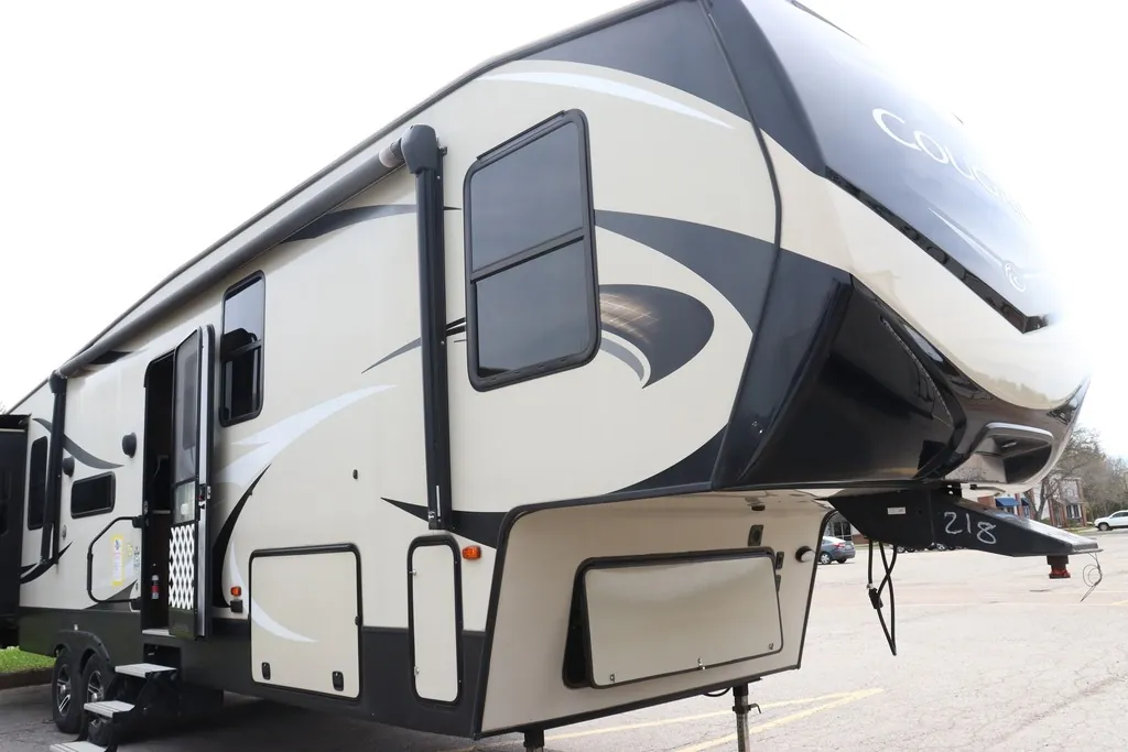 2019 Keystone Cougar 366RDS - Photo 4