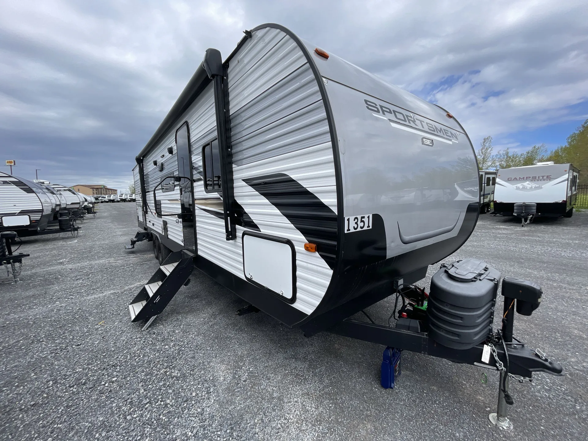 2024 K-Z Rv Sportsmen Se 332BHKSE - Photo 2
