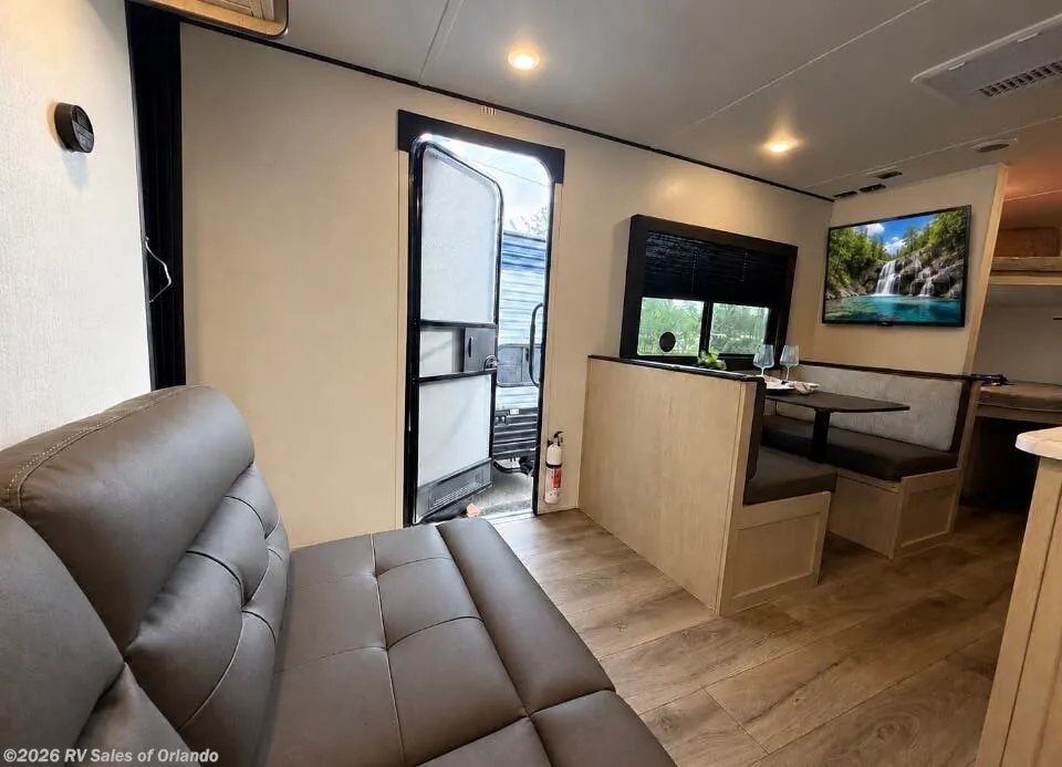 2025 Shasta I-5 526BH, Photos photo 12