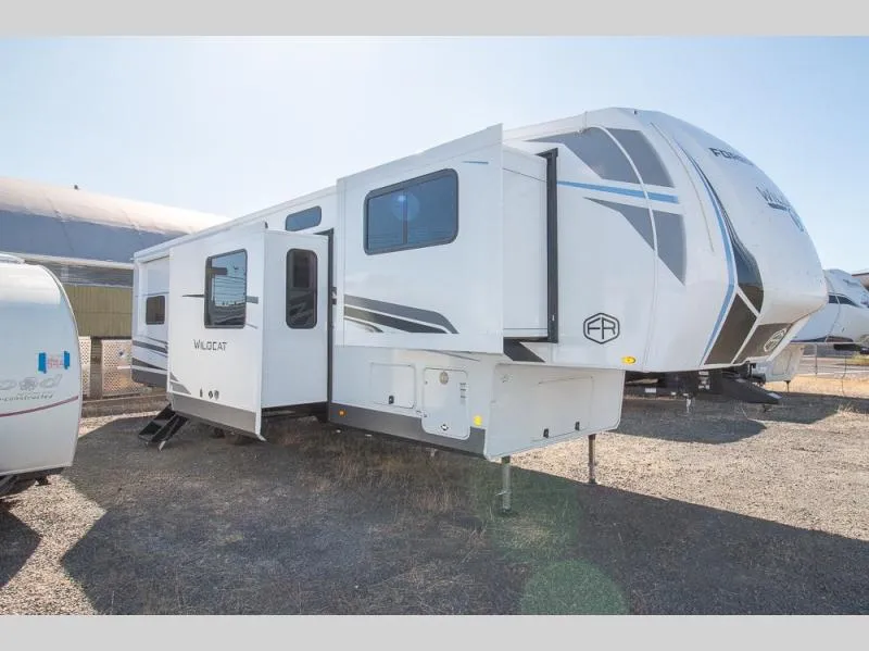 2025 Forest River Wildcat 35FL - Photo 3