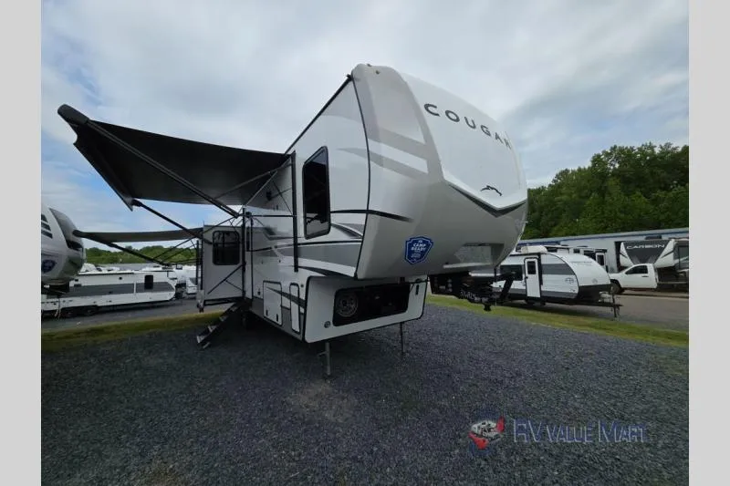 2025 Keystone Cougar 316RLS - Photo 3