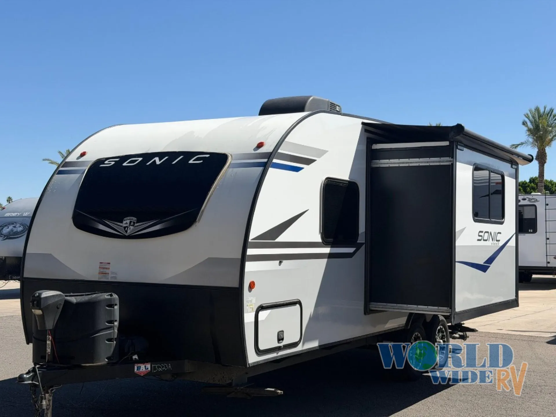 2022 Venture RV Sonic SN211VRB - Photo 3