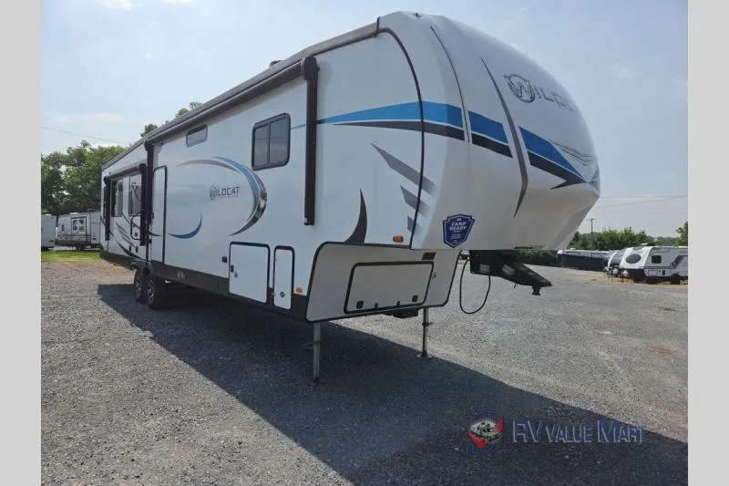2022 Forest River Wildcat 369MBL - Photo 2