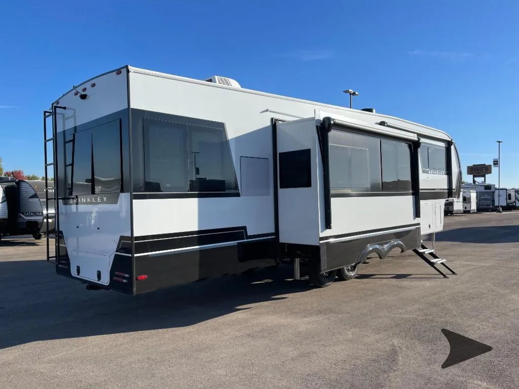 2026 Brinkley Model Z 3515, Photos photo 43